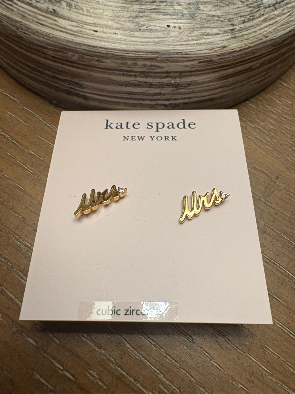 NWT Kate Spade gold-tone "Mrs." script stud earrings - cubic zirconia “.”